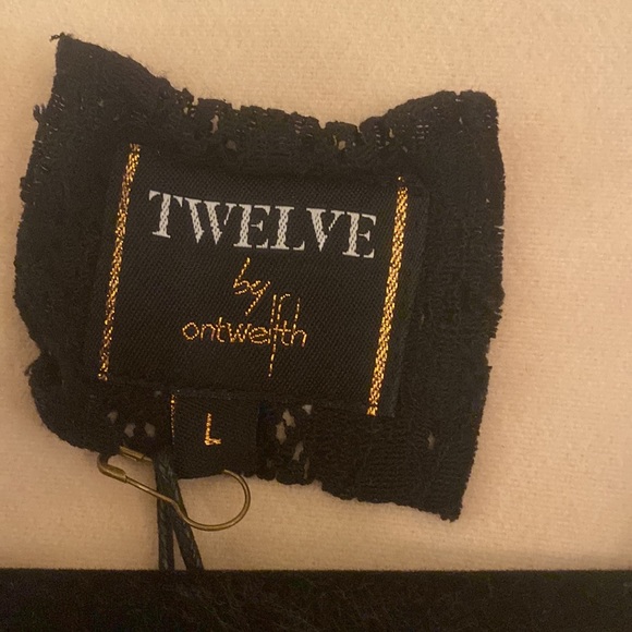 Cream Asymmetrical Zip Coat with Belted Sleeve Detail size L - Picture 2 of 6